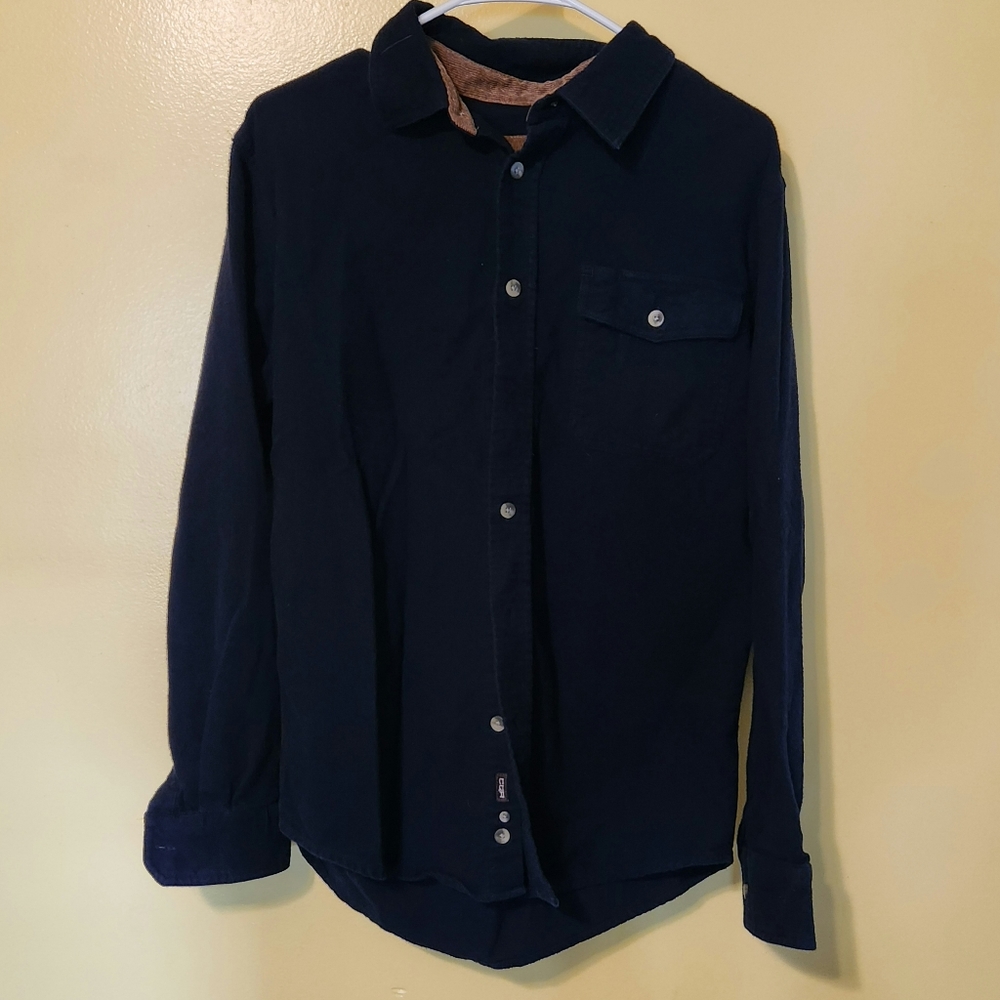 CQR blue flannel long sleeved button down shirt. Size medium